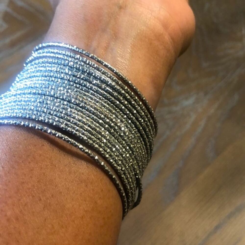 Francesca's Collections 20 stack bangle bracelets - Picture 5 of 7